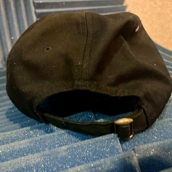 TIK TOK swag combo: USB speaker and baseball cap - Picture 3 of 13